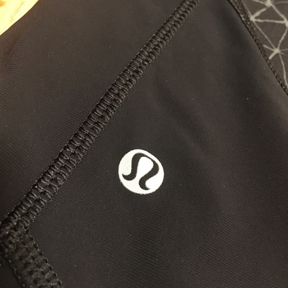 Lululemon Athletic Tights! Size 8!! - Picture 3 of 4
